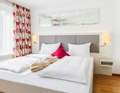 Modernes Bett in der Kategorie Suite